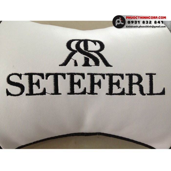 Chi tiết thêu tên thương hiệu Seteferl