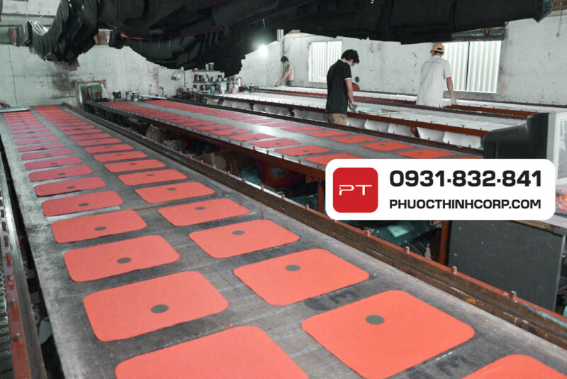 Xưởng may Phước Thịnh Corp TpHCM chuyền in luạ 3