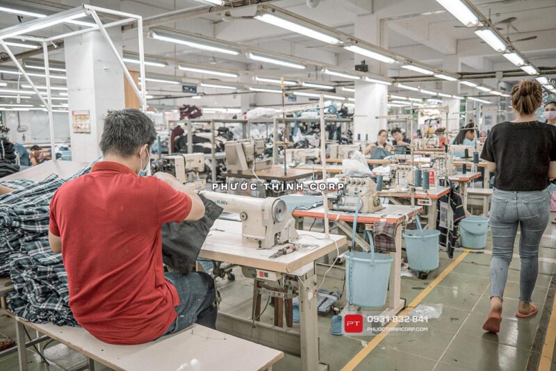 Xưởng may Phước Thịnh Corp TpHCM chuyền may 4
