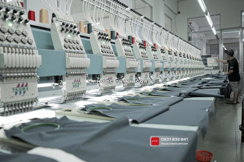Xưởng may Phước Thịnh Corp TpHCM chuyền thêu 4